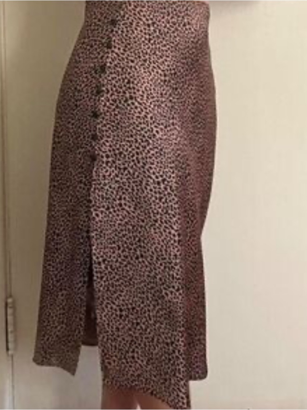 NWT Victoria’s Secret Leopard Print Satin Midi Skirt w/ Side Slit – Size M